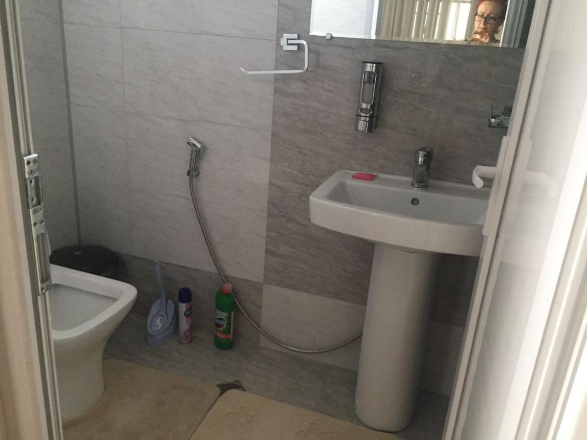 Barsa Apartment Zestafoni ภายนอก รูปภาพ